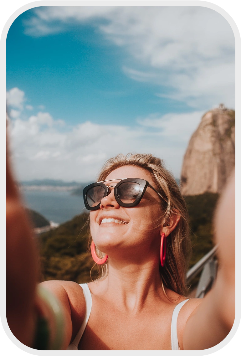 Influencer selfie